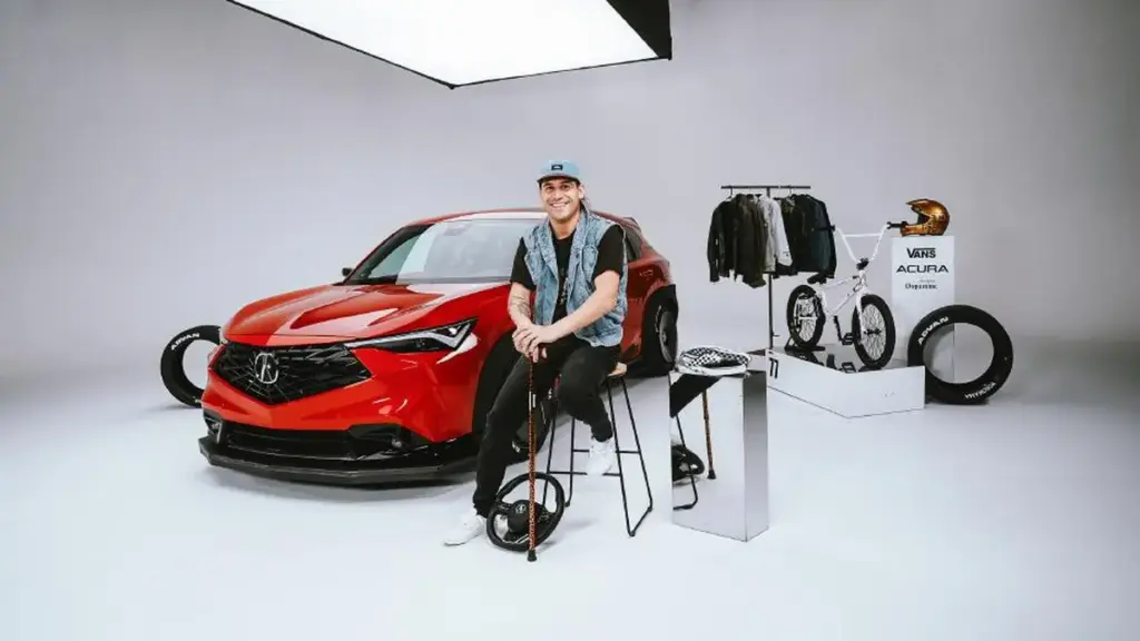 Acura представила унікальний кросовер ADX CZ-77 Concept у стилі Vans