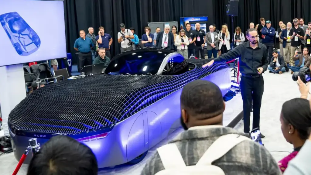 Alef «привітала» Tesla з дебютом у гонці літаючих авто