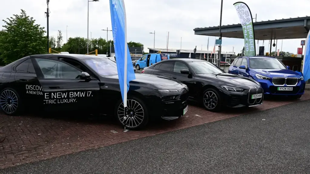 Американська голфістка виграла електричний BMW i7 завдяки вдалому удару