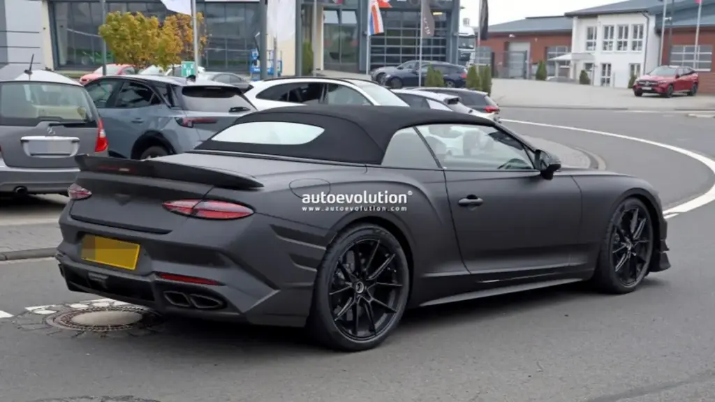 Bentley готує хардкорний кабріолет Supersports з двигуном V8