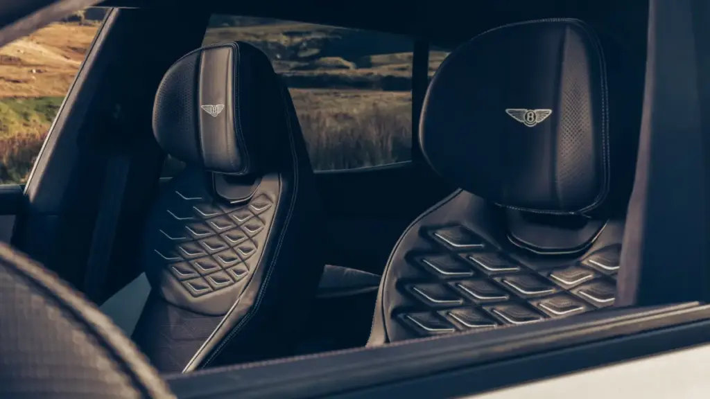 Bentley представила специфікацію First Edition для електричного SUV Torcal
