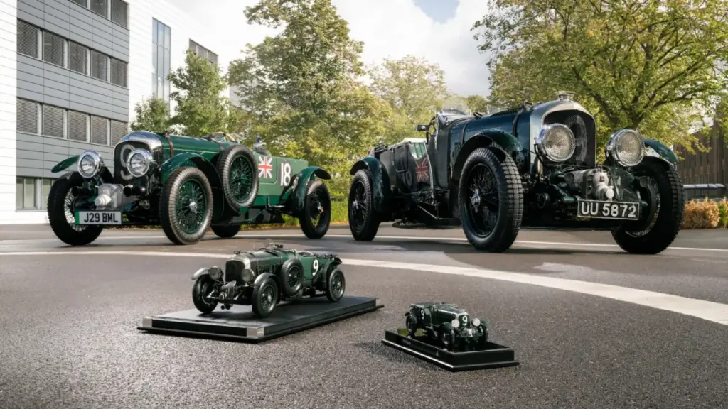 Bentley випустила масштабовані копії культового боліда Blower