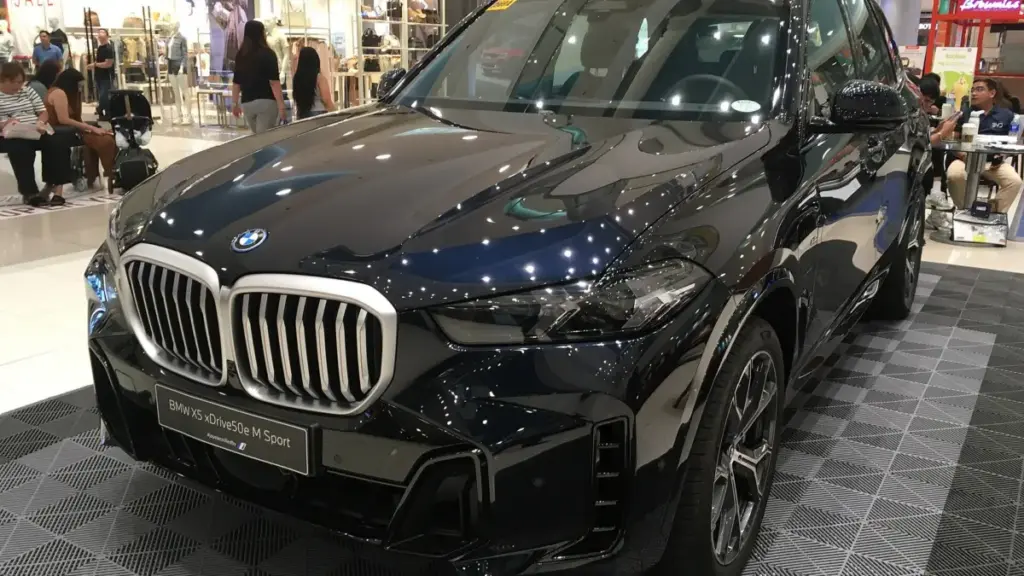 BMW iX5 отримає збільшений запас ходу перед виходом на ринок
