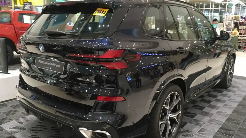 BMW iX5 отримає збільшений запас ходу перед виходом на ринок