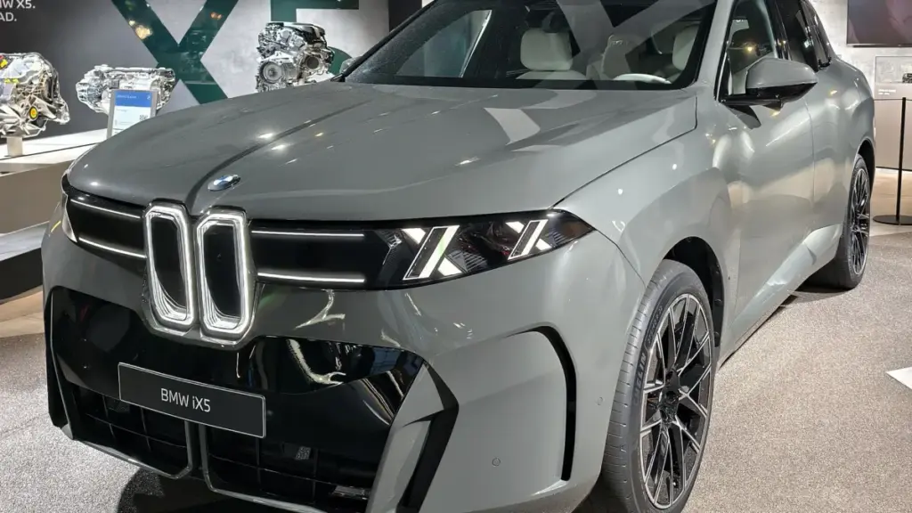 BMW iX5 продемонстрував швидку зарядку потужністю до 460 кВт