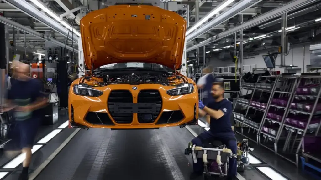BMW пропонує працівникам виплати до €650 000 за добровільне звільнення
