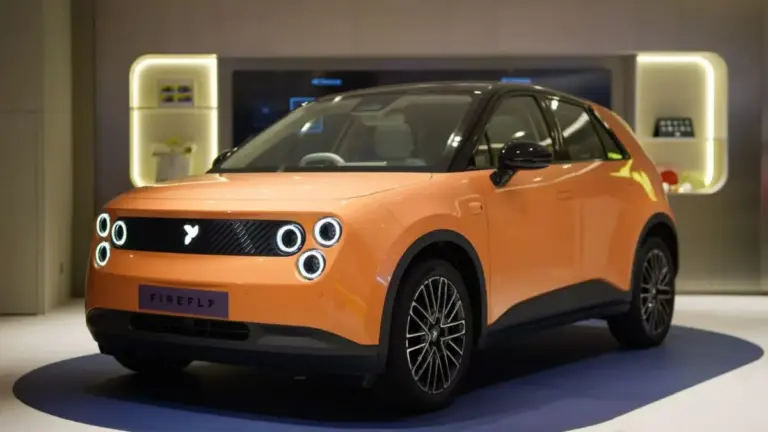 Бренд Firefly від Nio відкрив перший повноцінний шоурум у Бангкоку та оновив електромобіль