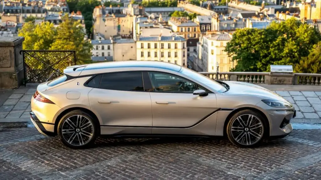 BYD готує велике оновлення системи God’s Eye для європейських моделей Denza Z9 GT