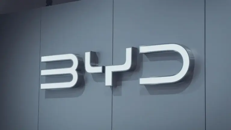 BYD планує випустити авто з автопілотом рівня L3 до 2028 року