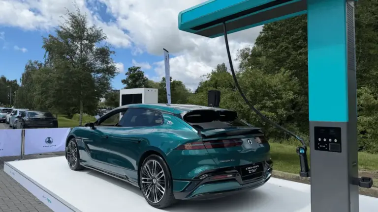 BYD та Gentari розвиватимуть мегаватну зарядну мережу в Малайзії