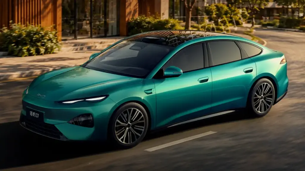 BYD відкрила сліпі замовлення на седан Seal 07 другого покоління