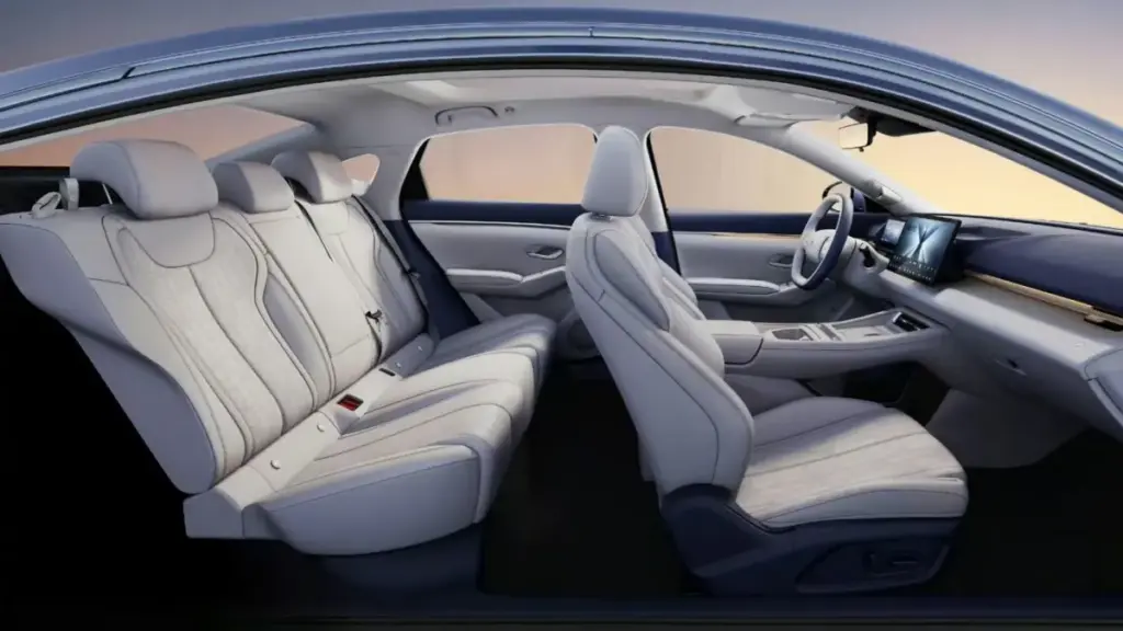 BYD випустила третє покоління седана Qin Plus DM-i з запасом ходу до 2290 км