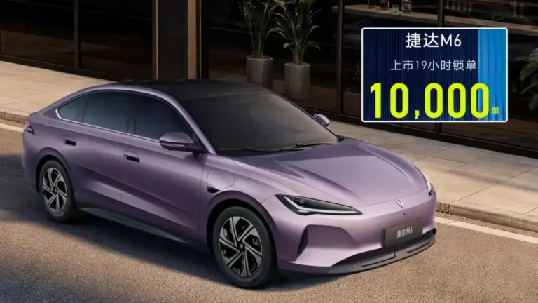 Бюджетний електромобіль Jetta M6 зібрав понад 10 000 замовлень за добу в Китаї