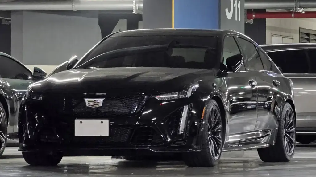 Cadillac більше не намагається наздогнати німецькі бренди