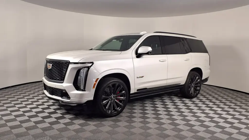 Cadillac презентував ювілейний Escalade-V до 125-річчя бренду