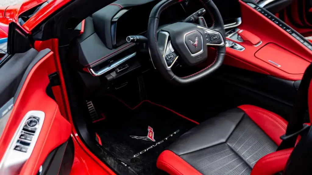 Chevrolet Corvette ZR1 з пробігом продали за $242 999