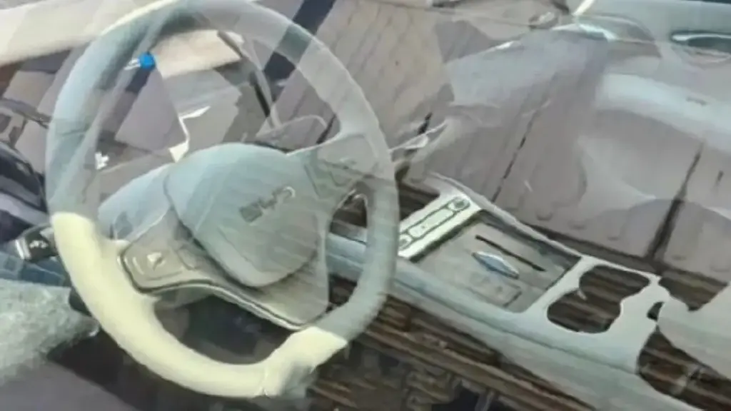 Друге покоління BYD Seal 07 отримало оновлений інтер'єр та габарити