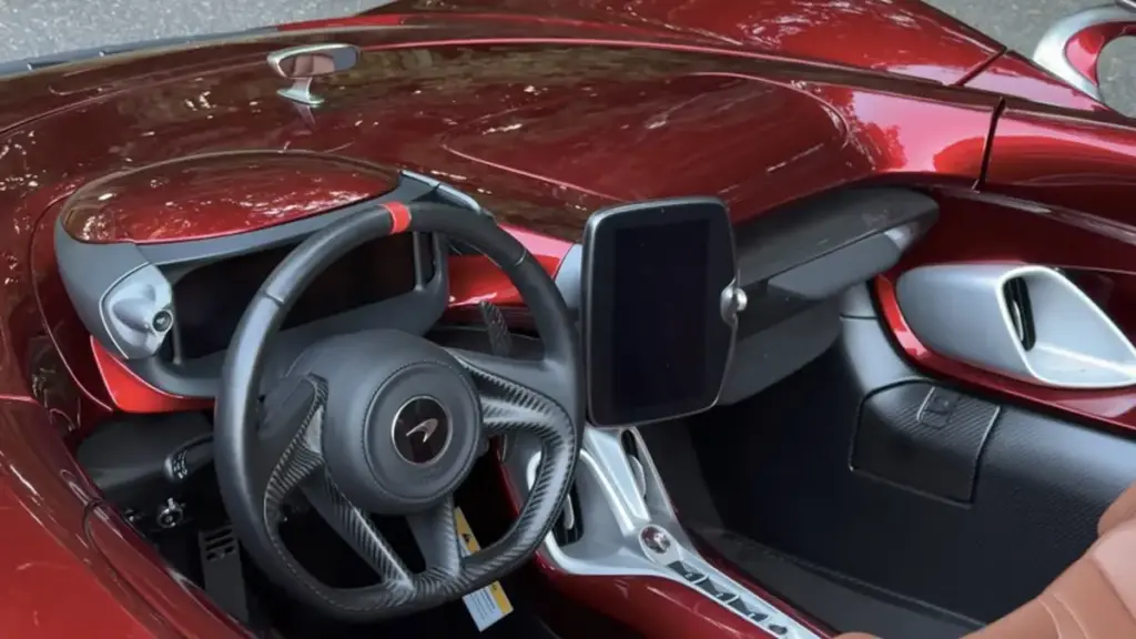 Ексклюзивний гіперкар McLaren Elva: особливості та характеристики