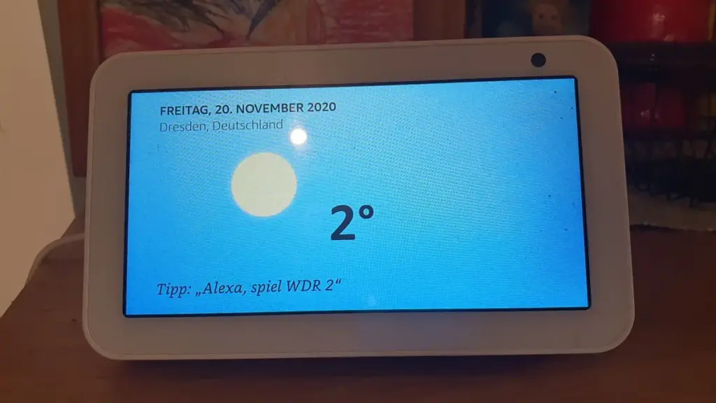 Ентузіаст перетворив Amazon Echo Show на дисплей з Apple CarPlay