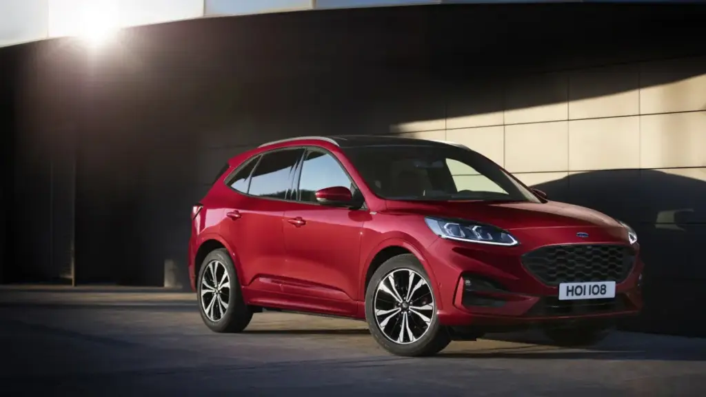 Ford оголосив відкликання кросовера Kuga через проблеми з проводкою