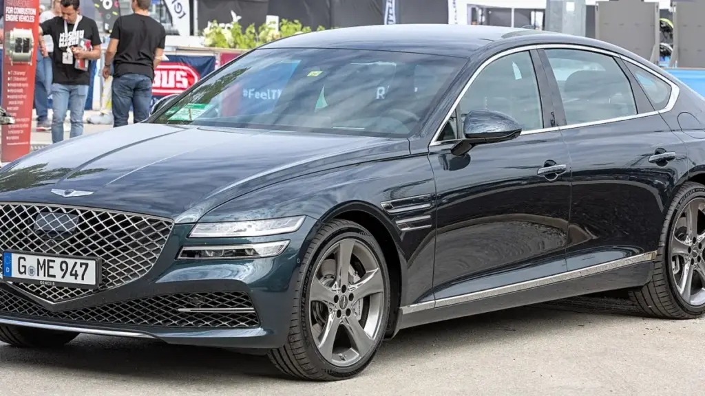 Genesis відкликає майже 95 тисяч седанів через ризик займання сидінь