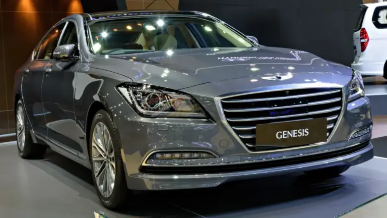 Genesis відкликає майже 95 тисяч седанів через ризик займання сидінь