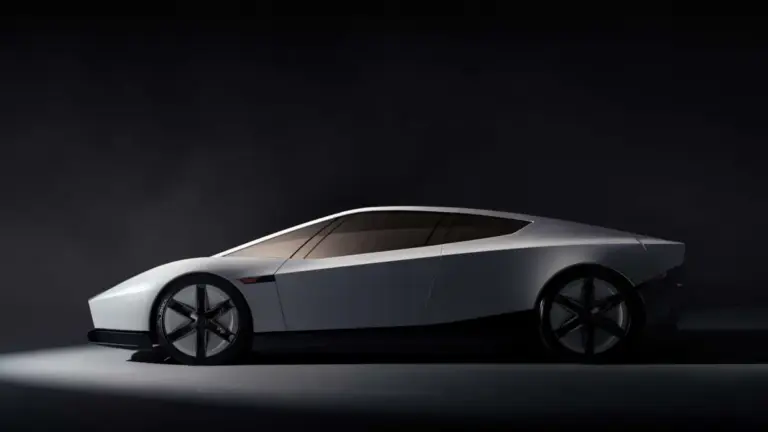 Голова Ferrari Бенедетто Вінья оцінив новий Tesla Roadster на 10 із 10