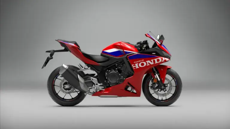 Honda представила новий середньокубатурний байк CBR500R Four для початківців