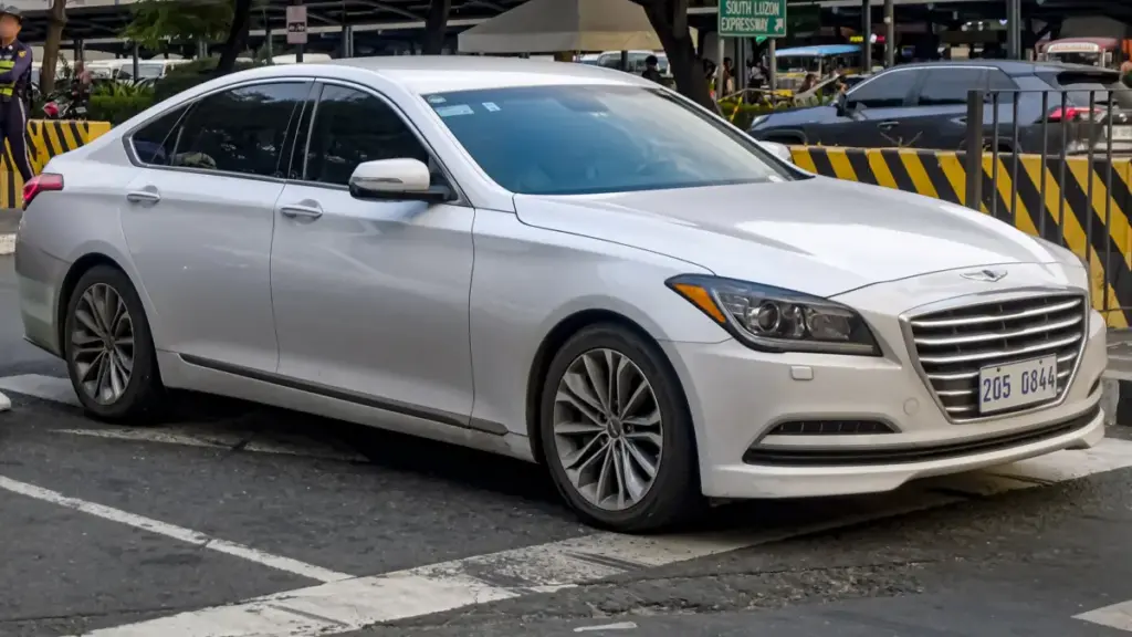 Hyundai відкликає 94 тисячі седанів Genesis через загрозу пожежі