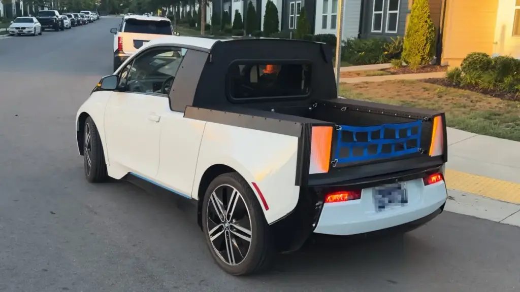 Інженер перетворив електромобіль BMW i3 на пікап власними руками