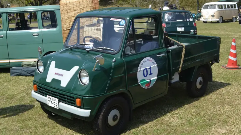Історія Honda T360: перший пікап марки з мікроскопічним мотором