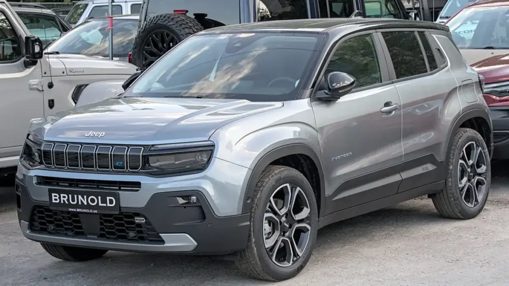 Jeep Avenger подолав позначку у 300 тисяч замовлень у Європі