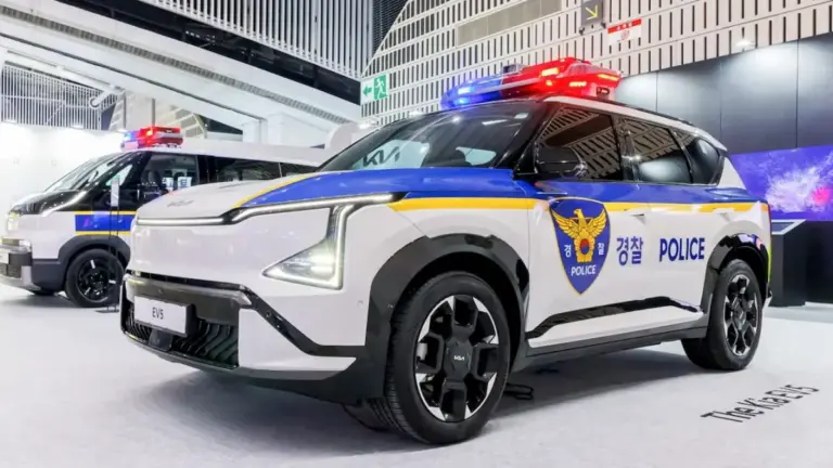 Kia презентувала поліцейські концепти електромобілів EV5 та PV5