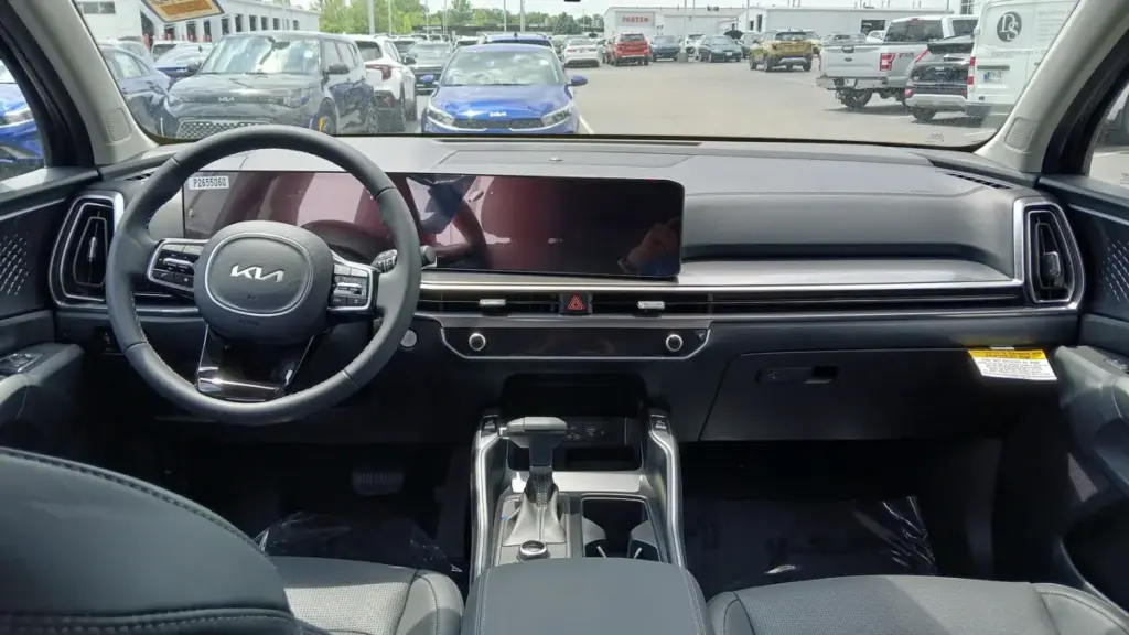 Kia Sorento: нові деталі про майбутнє покоління кросовера