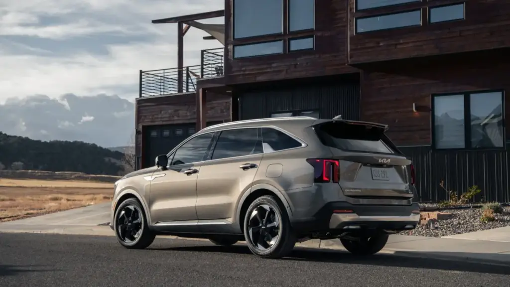 Kia Sorento PHEV 2027 року позбувся базової комплектації