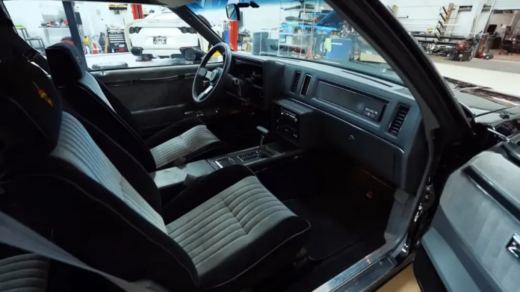 Колекціонер знайшов рідкісний Buick GNX із заводською аномалією