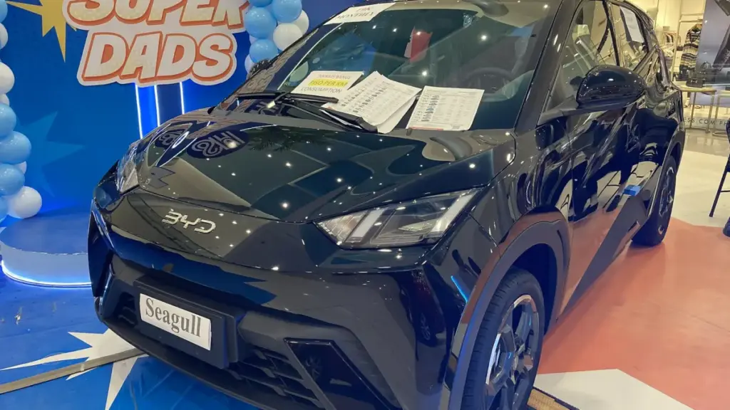 Компанія BYD офіційно представила електричний хетчбек Seagull другого покоління