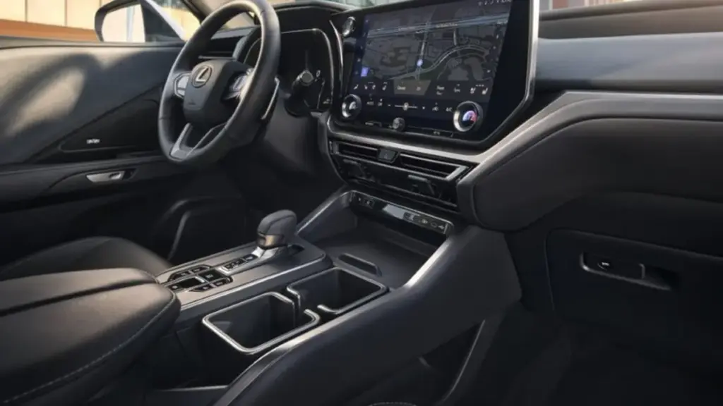 Кросовер Lexus TX втратив плагін-гібридну версію для 2027 модельного року