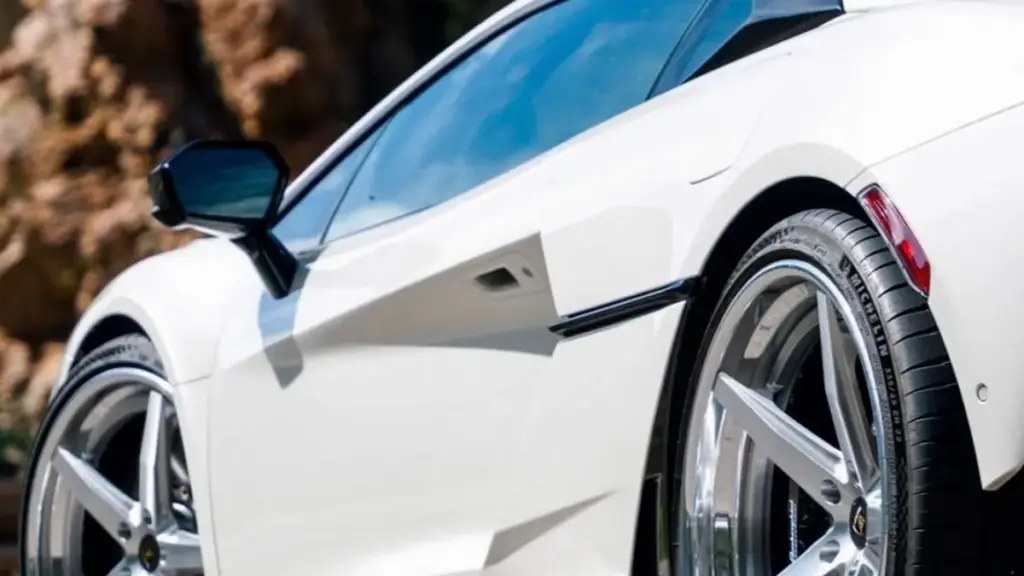 Lamborghini Temerario отримав ексклюзивні колеса від Vossen у Японії