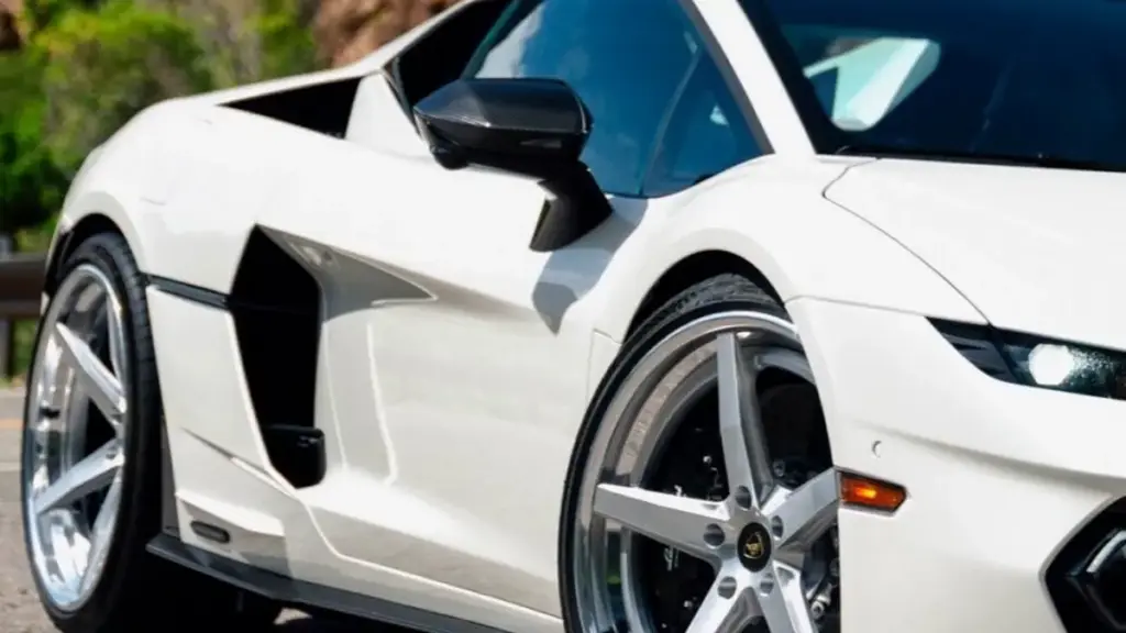 Lamborghini Temerario отримав ексклюзивні колеса від Vossen у Японії