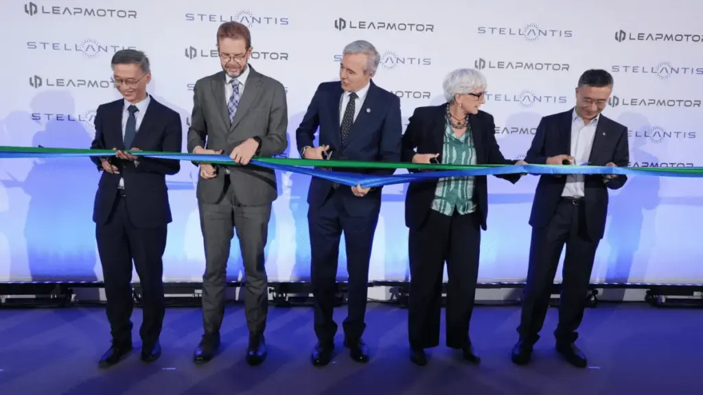 Leapmotor розпочав виробництво кросовера B10 на заводі Stellantis в Іспанії