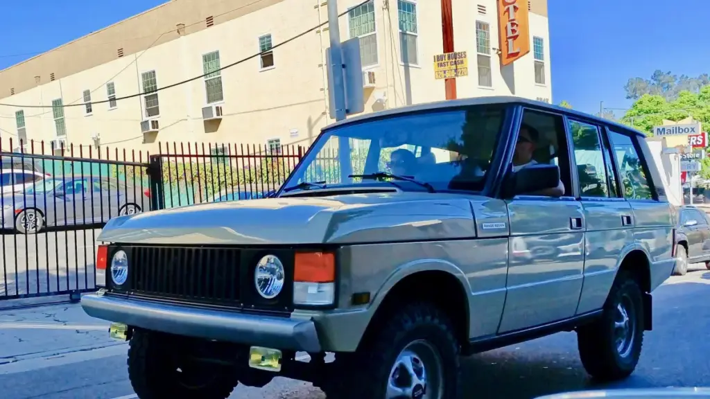 Legacy Overland представила рестомод Range Rover Classic 1993 року