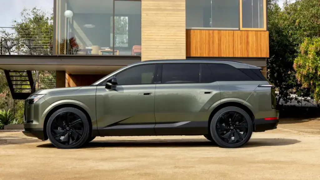 Lexus представив свій перший трирядний електрокросовер TZ