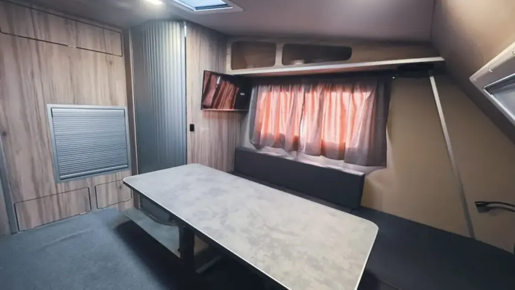 LifeStyle Camper представила кемпер X-Rid для автономних подорожей