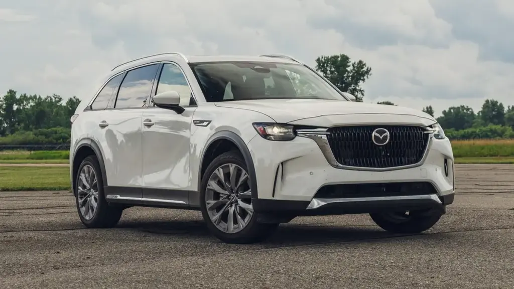 Mazda відмовляється від CX-70 та переносить двірне виконання до CX-90
