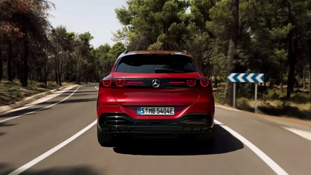 Mercedes-Benz GLC 400 EV перевершив офіційний запас ходу в реальному тесті