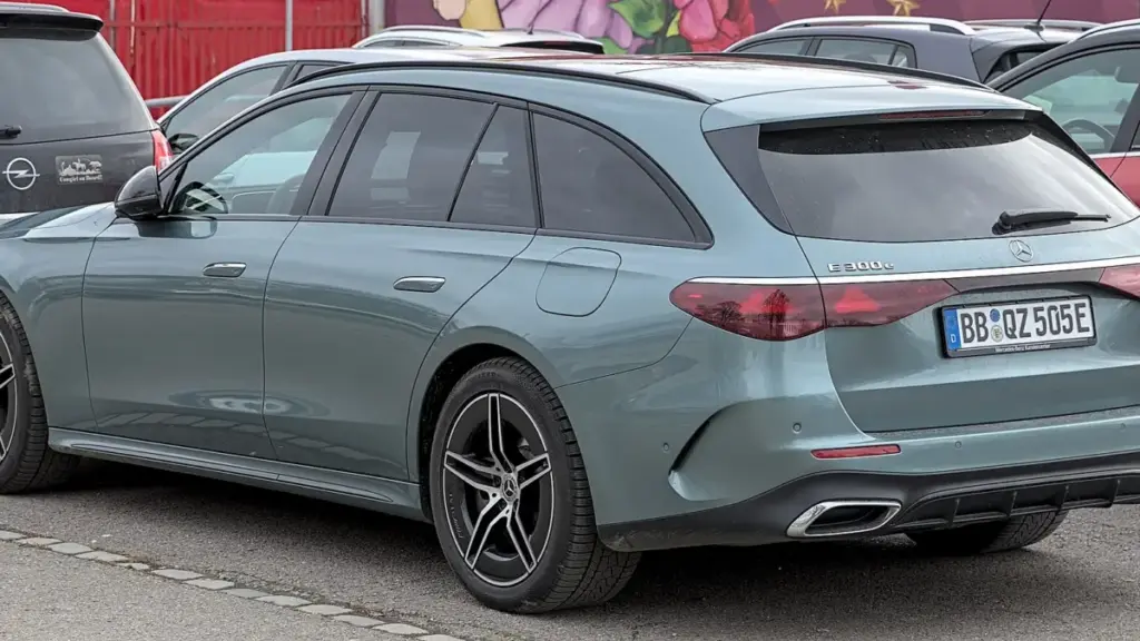 Mercedes-Benz не бачить сенсу у створенні автомобілів зі збільшеним запасом ходу
