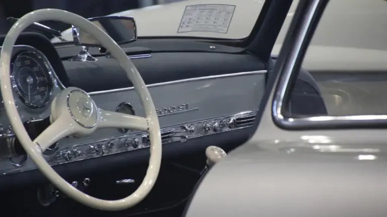 Mercedes-Maybach створив особливий седан спільно з Леброном Джеймсом