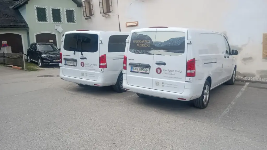 На кордоні з Угорщиною протестували мобільну митницю на базі Mercedes-Benz Vito