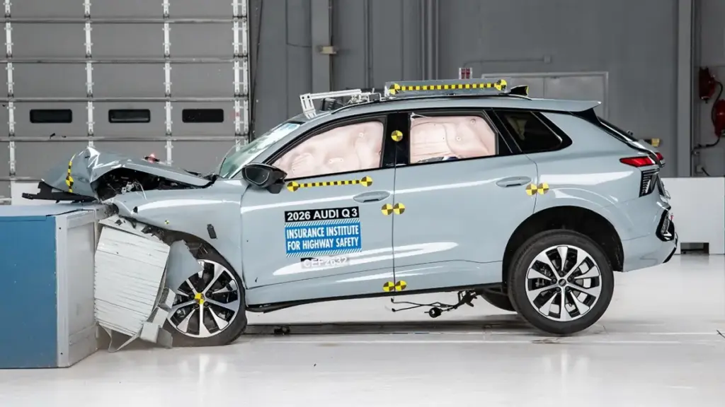Новий Audi Q3 отримав низьку оцінку за безпеку від IIHS через задні ремені